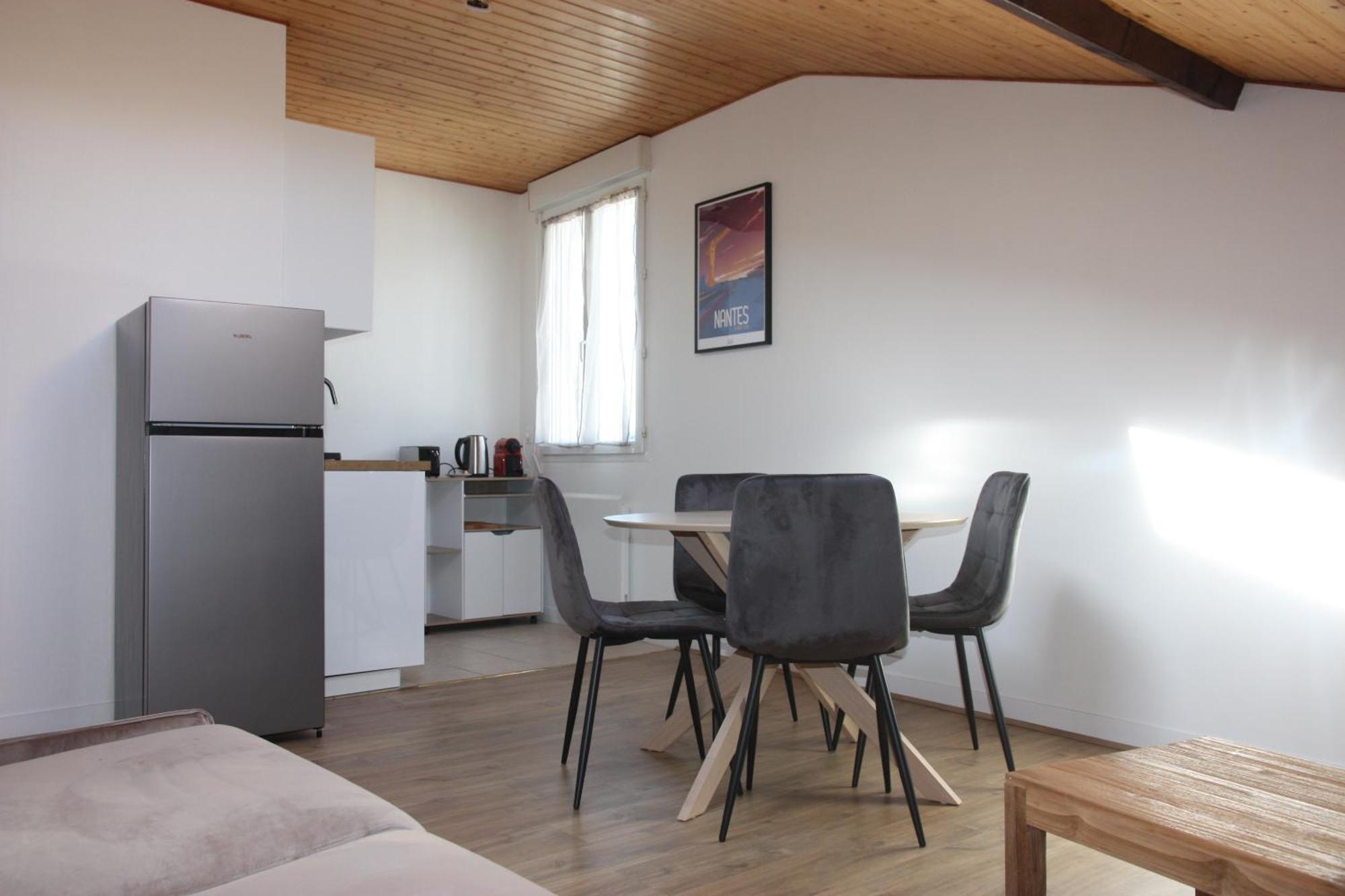 Resid'Spa Loire & Sevre - Appartement 雷泽 外观 照片